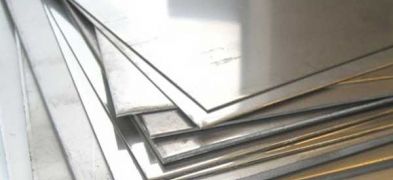 Why magnet does not attract stainless steel?
