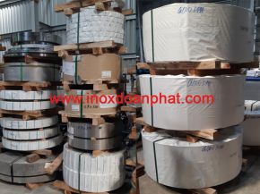 Stainless steel tape cutting