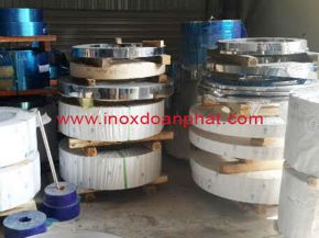 Stainless steel tape cutting