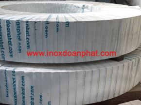 Stainless steel tape cutting