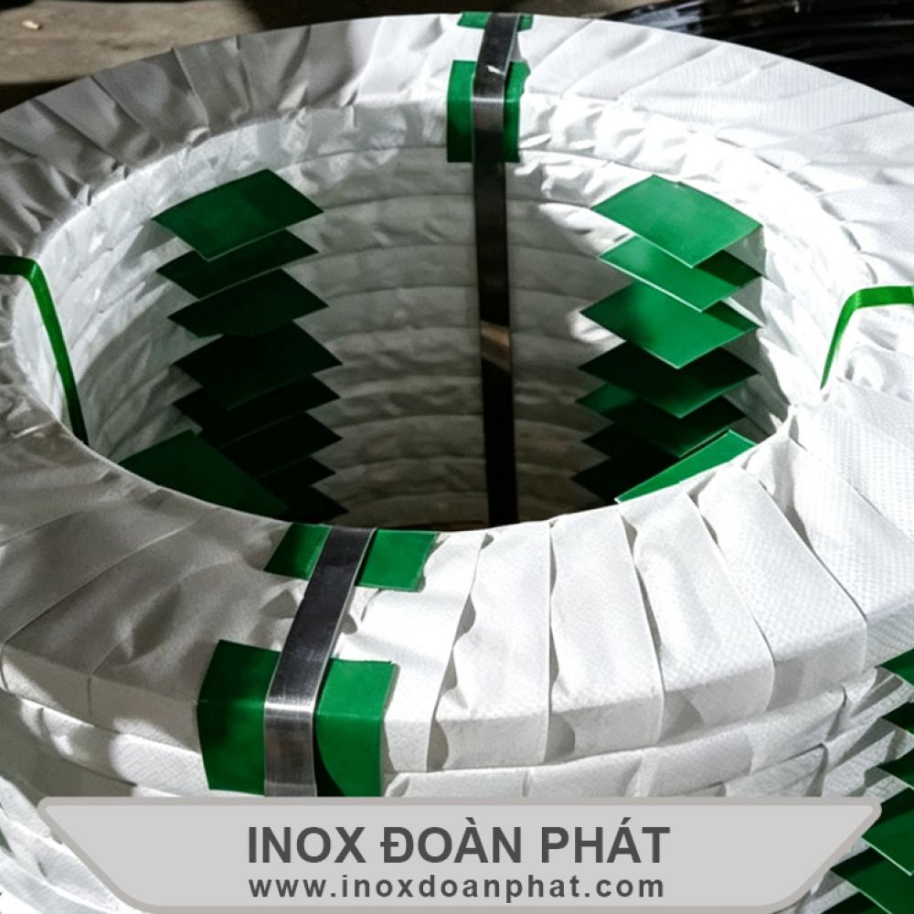 Xẻ băng inox 304 theo yêu cầu